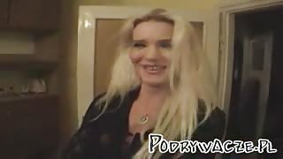 Polish Tgirl in amateur shemale video